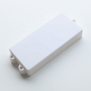 Donlis Großhandel Geschlossene 4-Saiten <span class=keywords><strong>Musicman</strong></span> Bass Pickup-Abdeckung Satinweiß 5-Saiten Humbucker-Abdeckungen Blanko Kunststoffteile - Product Image 4