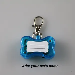 निर्माता थोक बहु-रंग हड्डी आकार प्लास्टिक बिल्ली पालतू कुत्ते एलईडी लाइट टैग