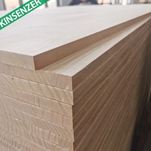 Pannelli in <span class=keywords><strong>legno</strong></span> massello all'ingrosso tavola in <span class=keywords><strong>legno</strong></span> di pino 18mm radiare tavola in <span class=keywords><strong>legno</strong></span> di pino <span class=keywords><strong>per</strong></span> la fabbricazione di mobili - Product Image 2