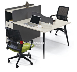 Juego de sillas de escritorio para estación de trabajo de personal de 4 asientos de estilo moderno de alta calidad, nuevo diseño para oficina, muebles escolares, particiones de oficina - Product Image 4