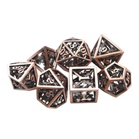 FEERON Jeu de dés polyédriques irisés en alliage de zinc, 7 pièces, gravés, pour DND COC TRPG, motif double épée, écologiques et durables pour RPG