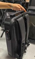 Mochila Publicitaria Exterior con Batería AIMV V022WDS00, Pantalla LCD Impermeable IP65, Cartel Móvil para Promoción Ambulante