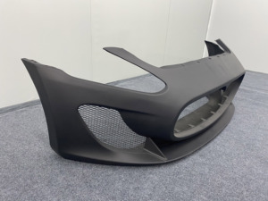 Paraurti Anteriore in Fibra di Vetro Stile LB con Vestibilità Perfetta per <span class=keywords><strong>Maserati</strong></span> GT GTS - Product Image 3