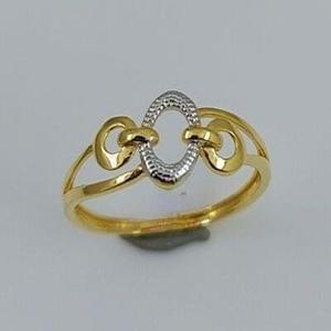 Exquisito Anillo de Oro de 22 Quilates con Acabado Pulido Brillante para Mujer, Ideal para Ceremonias de Compromiso, Celebraciones Nupciales y Regalos de Aniversario - Product Image 1