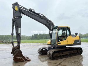 Excavatrice sur chenilles VOLVO EC140DL d'occasion en excellent état, faible nombre d'heures d'utilisation, prix avantageux, avec composants essentiels : pompe et moteur - Product Image 2