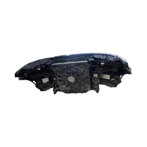 Vente flash Pièces de voiture d'occasion Kit de mise <span class=keywords><strong>à</strong></span> niveau Lèvre de pare-chocs avant pour <span class=keywords><strong>Ford</strong></span> <span class=keywords><strong>Explorer</strong></span> <span class=keywords><strong>2020</strong></span> Pare-chocs de voiture Accessoires automobiles Kit de carrosserie - Product Image 4