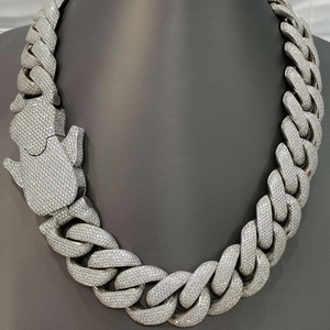 Cadena Cubana con Diamantes Cultivados en Laboratorio o Cadena Cubana Totalmente Adornada con Diamantes para Eventos Formales o Cultura Rap, Disponible al Mejor Precio - Product Image 1