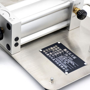 OEM100Kpa 소형 압력 교정 펌프 액체 압력 교정기 압력 교정 장비 - Product Image 6