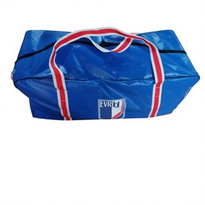 Sac de sport Prime Bags, grand format, robuste, en bâche bleue imperméable, avec fermeture éclair, doublure en polyester de haute qualité, sangles blanches et rouges - Product Image 3