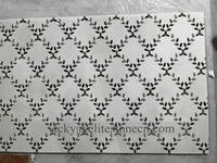 Mosaïque de pierre en marbre à motif de feuilles vertes modernes, design parquet pour la décoration intérieure des murs et des sols des villas