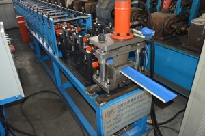 Hiệu suất cao hoàn toàn tự động cán cửa chớp cuộn tạo thành máy kim loại đá đen cửa máy làm - Product Image 6