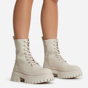 Bottes de motard en similicuir <span class=keywords><strong>beige</strong></span> à semelle épaisse à lacets pour femmes et dames, bottes de luxe, nouvelle collection hiver - Product Image 1