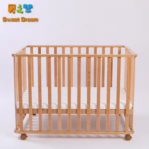 Diseño de cuna de madera Altura ajustable Cunas de madera maciza para niños Cama de bebé plegable con mosquitera Cuna de bebé