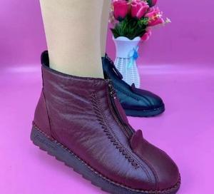 Bottines chaudes confortables imperméables doublées de fourrure pour femmes, bottes de neige d'hiver, chaussures pieds nus - Product Image 4