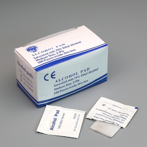 Venta caliente hisopo de <span class=keywords><strong>alcohol</strong></span> no tejido estéril almohadilla de preparación de <span class=keywords><strong>limpieza</strong></span> industrial y doméstica toallita de <span class=keywords><strong>alcohol</strong></span> conveniente - Product Image 6