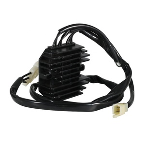 Piezas electrónicas del regulador rectificador de la motocicleta para <span class=keywords><strong>KTM</strong></span> <span class=keywords><strong>125</strong></span> 250 390 <span class=keywords><strong>DUKE</strong></span> 28111034000 - Product Image 1