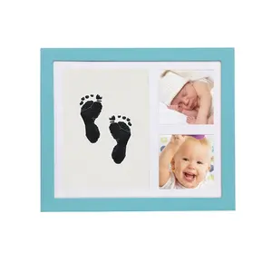 Özelleştirilmiş toptan yenidoğan bebek kless ayak izi Handprint fotoğraf çerçeve kiti ile mürekkep pedi