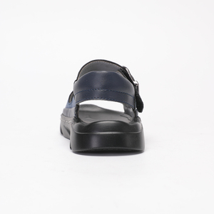 Vente en gros de sandales plates élégantes pour enfants semelle de chaussure en PU chaussures d'école pieds nus légers pour adolescents garçons pantoufles noires - Product Image 4