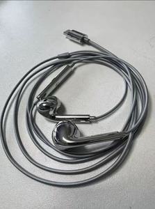 Écouteurs filaires Type C 3,5 mm argentés, best-seller TikTok, écouteurs filaires en métal plaqué coloré avec micro pour iPhone et Android - Product Image 3