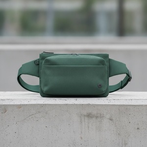 KEIRYO WE3A Sac banane unisexe écologique recyclé, imperméable, respirant, léger, multi-poches, fermeture éclair, anneau en D, pour voyage - Product Image 3