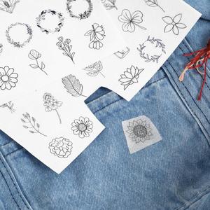 2 feuilles de modèles de broderie Stabilisateur soluble dans l'eau pour les dessins Fournitures de <span class=keywords><strong>couture</strong></span> <span class=keywords><strong>Papier</strong></span> de <span class=keywords><strong>transfert</strong></span> A5 - Product Image 4