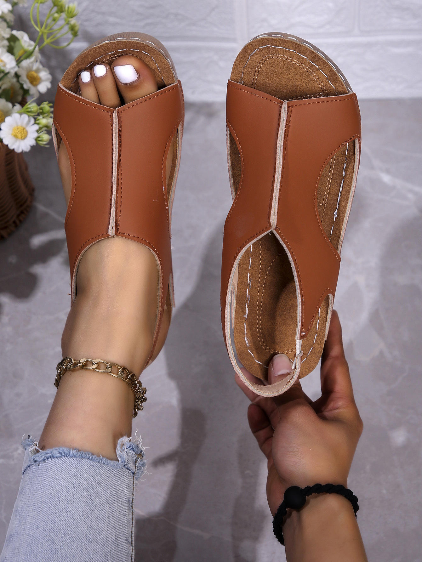 สีน้ำตาล