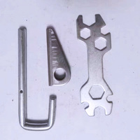 Opérations d'estampage par des experts Production de composants industriels
