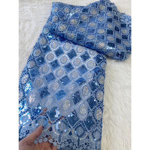 <span class=keywords><strong>Tissu</strong></span> de dentelle brodée de paillettes côtelées de diamant soluble dans l'eau de fil composite <span class=keywords><strong>bleu</strong></span> royal - Product Image 2