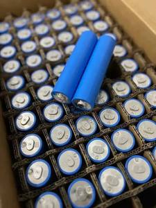 Цилиндрическая аккумуляторная батарея класса A Ev C40 <span class=keywords><strong>20Ah</strong></span> <span class=keywords><strong>Lifepo4</strong></span>, 32700 33140 цилиндрическая батарея для портативного генератора электростанции Ev Ebike - Product Image 5