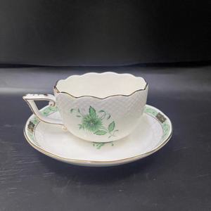 Exquisita Cafetera y Plato de Porcelana Estilo Europeo, Ecológicos, Hechos en Guangdong, Taza y Platillo para Té de la Tarde - Product Image 4