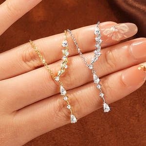 Großhandel Anhänger-Halsketten 14K Goldfilled Birnenförmiger Trendiger Moissanit Asymmetrisches Design Wellen-Statement-Halskette Geschenk Feiner Schmuck - Product Image 5