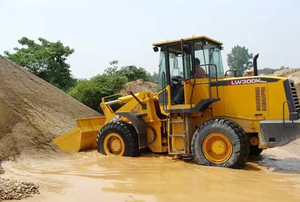Merk XCMG <span class=keywords><strong>3</strong></span> Ton Pemuat Roda Bekas LW300KN untuk Dijual - Product Image 4