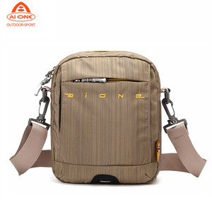NOVO Atacado Bolsa de Ombro Personalizada Impermeável de Nylon Pequena para Esportes ao Ar Livre Masculina e Feminina - Product Image 5