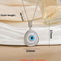 Serie de ojos clásicos Cadena de clavícula Circón y diseño creativo chapado en oro Accesorio que combina con todo para collar con colgante de aniversarios