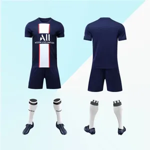 Maglia da calcio di nuova progettazione maglia da calcio gialla e rossa da uomo con design personalizzato uniforme da calcio