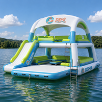 Barge flottante gonflable haut de gamme avec toboggan aquatique, île flottante à 2 niveaux avec auvent pour toutes les utilisations aquatiques