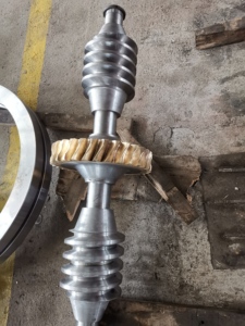 Turbina de mecanizado Cnc, rueda Turbo, rueda de turbina helicoidal, eje de engranaje y piñón oscilante, eje de tornillo helicoidal - Product Image 5