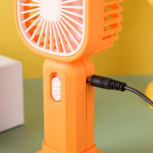 Ventilateur portable autonome vert rechargeable par USB, mini ventilateur de bureau pour étudiants, bureau et voyages - Product Image 3