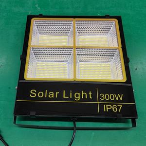 Projecteur Solaire LED d'Extérieur Bicolore pour Jardin, Maison, Cour, Routes Rurales – Corps en ABS, Étanche IP66 – Lampadaires Solaires - Product Image 3