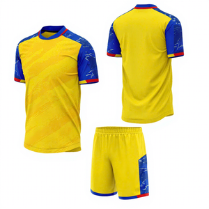 Maillot de football personnalisé pour hommes – Nom et logo d'équipe sur mesure – Ensemble uniforme de football 100 % polyester respirant et léger - Product Image 2
