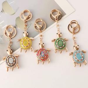 4 Porte-clés de voiture mignons et créatifs en forme de <span class=keywords><strong>petite</strong></span> tortue, pendentifs pour sac à main pour femmes, breloques animaux, accessoires plaqués or, designs variés - Product Image 3