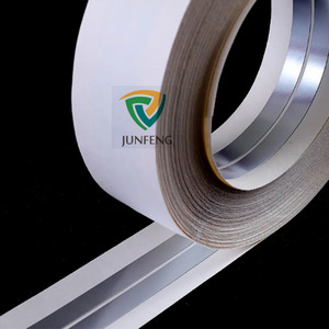 Ruban <span class=keywords><strong>de</strong></span> joint d'angle facile à poser pour plaques <span class=keywords><strong>de</strong></span> plâtre résistantes à l'eau, protection des angles et doublure sèche - Product Image 2