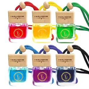 Désodorisant de voiture suspendu de luxe Diffuseur de voiture Bouteilles Parfum de voiture Bouteille en verre Désodorisant liquide - Product Image 5