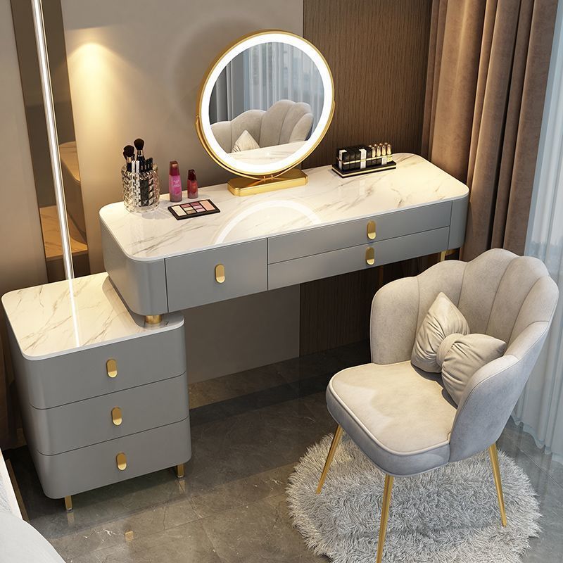 Mesa y mueble gris y dorado de 1,2 metros con silla de pétalos de espejo