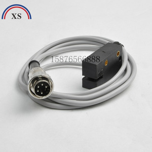 Sensor de proximidad inductivo Heidelberg 93.110.1331 con terminal de tornillo blindado para máquina de impresión - Product Image 5