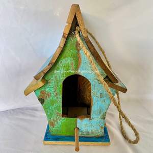 Nichoirs pour oiseaux en bois de bateau recyclé, aux couleurs naturelles vieillies, pour vos petits oiseaux et animaux de compagnie. - Product Image 5