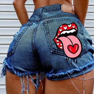 Pantalones cortos vaqueros rasgados con flecos para mujer, ropa de calle Sexy con estampado de boca, Hipster, de verano, envío directo