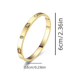 Toptan basit moda titanyum çelik ve paslanmaz çelik kadın elmas kakma bilezik olmayan solma aksesuarları - Product Image 2