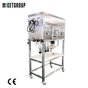 Machine de remplissage et de sertissage de canettes semi-automatique 4 en 1 pour ligne de mise en conserve de bière artisanale et de boissons avec <span class=keywords><strong>purgeur</strong></span> de canettes et remplisseur rotatif à vendre - Product Image 2