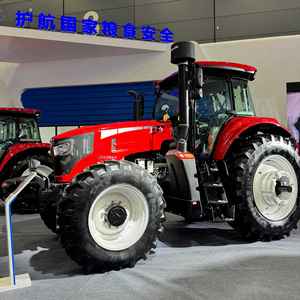 Tractor Agrícola Dongfanghong 2104 de Cuatro Ruedas Motrices, de Alta Potencia, para Cultivo en Campos Inundados y Secos, con Rotador - Product Image 2